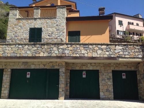 Estate Riomaggiore image 1